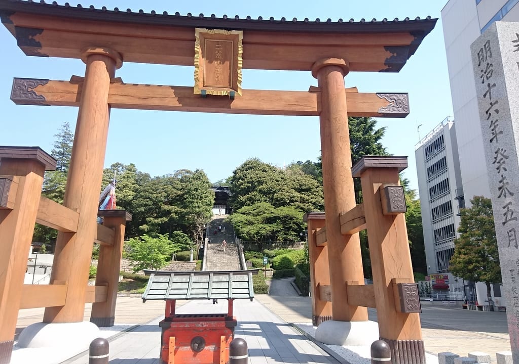 二荒山神社