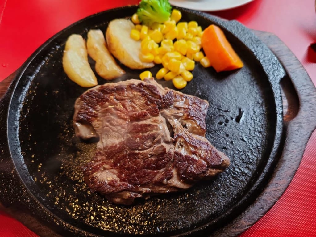 おいしんBOステーキ