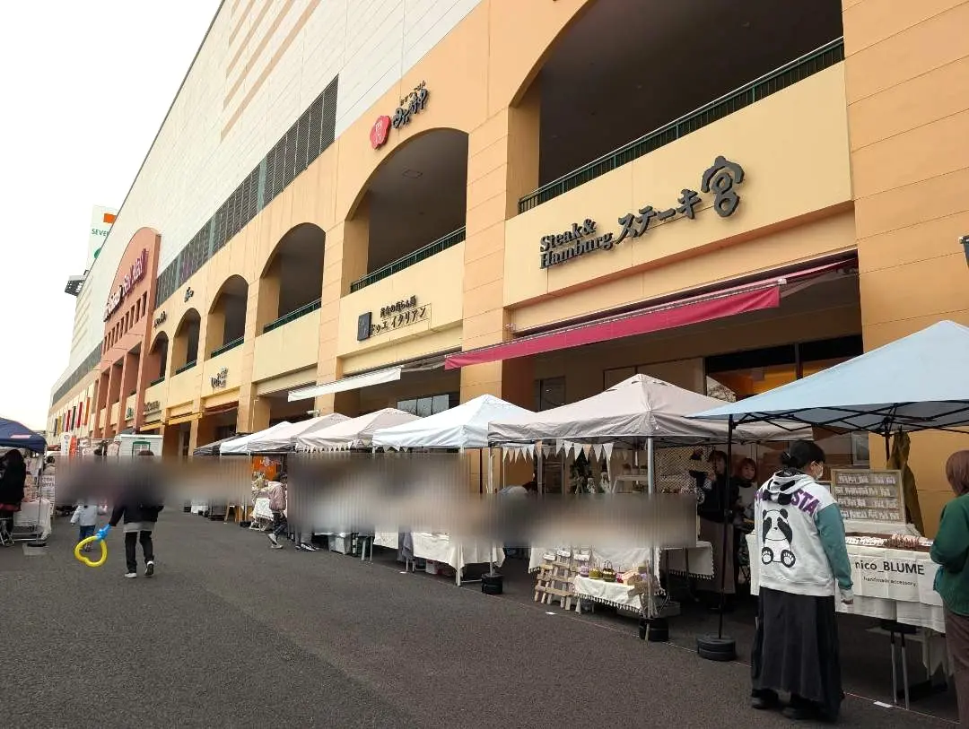 キッチンカーマルシェ